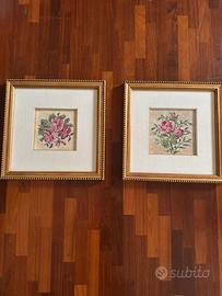 Coppia di quadretti con fiori a punto croce