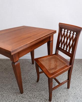 Tavolo legno massello, apertura a libro, e 4 sedie