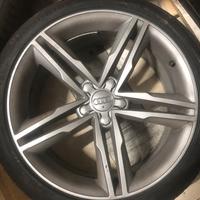 Cerchi audi 19  con gomme nuove