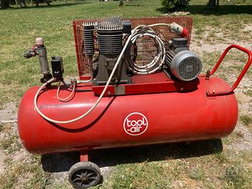 Compressore aria 200 lt trifase