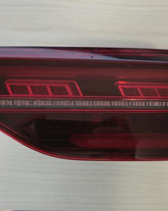 Faro VOLKSWAGEN Golf VIII