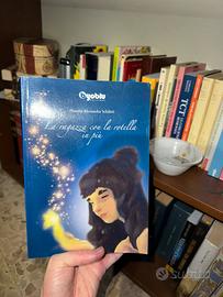 Libro La ragazza con la rotella in piu