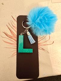 Portachiavi in resina lettera L