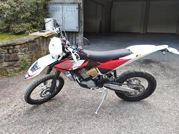 Husqvarna 450 targato 4100km