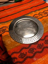 Tortiera Alessi in acciaio design Ron Arad