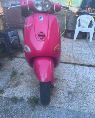Vespa ET4 125
