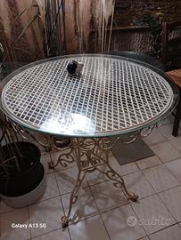 tavolo ferro battuto