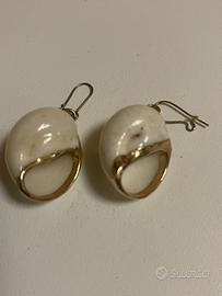 Orecchini in conchiglia naturale