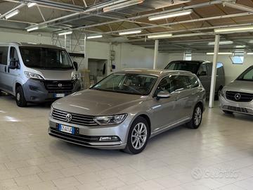 Volkswagen Passat Variant 2.0 TDI DSG Highline Blu