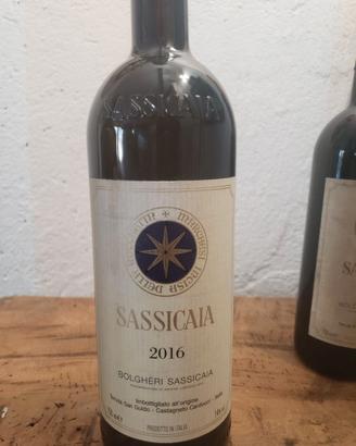 Bottiglia vuota sassicaia