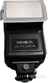 Flash Vintage Minolta Auto 220x