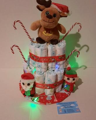 Torta di pannolini natalizia