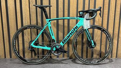 Bianchi Oltre XR4 - Dura-Ace 11v Tg.57