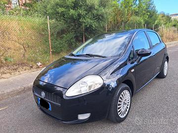 Fiat Grande Punto 1.4 - 5 porte Dynamic
