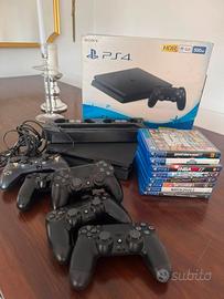 Ps4 slim + 5 Joypad + 8 giochi + omaggio