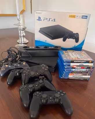 Ps4 + 5 Joypad + 8 giochi + omaggio