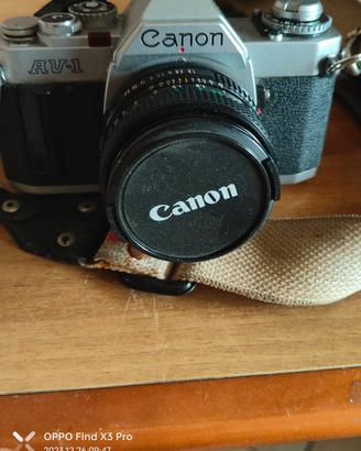 Canon av1