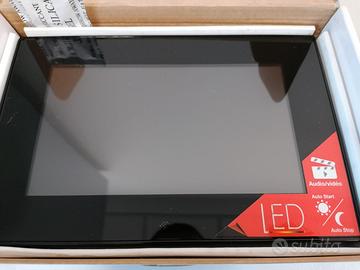Cornice digitale TELEFUNKEN DPF 7933