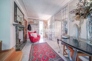 BORGOMANERO - VILLA INDIPENDENTE CON GIARDINO