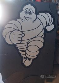  Vecchia insegna Michelin