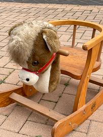Cavallino a dondolo in legno