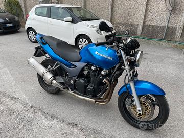 Kawasaki ZR7 2000