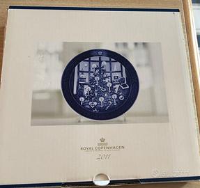 Scatola e garanzia piatto di Natale 2011 Royal C