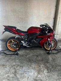 Yamaha YZF R1 - 2004