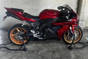 Yamaha YZF R1 - 2004