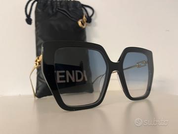 OCCHIALI DA SOLE FENDI FE40012U 01B