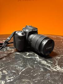 Canon EOS 90D