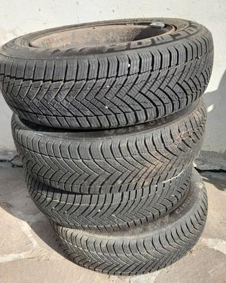 4 gomme invernali