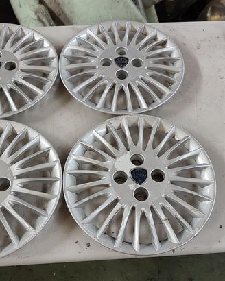 Lancia y elefantino COPRICERCHIO / COPPA RUOTA 200