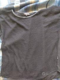 Maglietta t-shirt nera dark forata