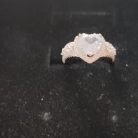 Anello a Cuore con zirconi