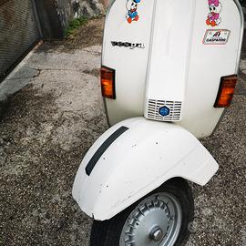Px125e del 1983 conservata vespa storica