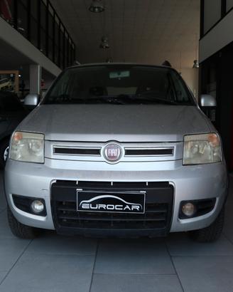 Fiat Panda 1.3 MJT 16V DPF 4x4 Climbing