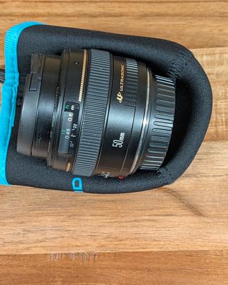 Canon EF 50mm f/1.4 USM
