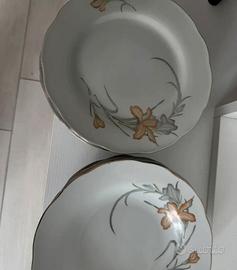 Servizio piatti in ceramica per 12 persone