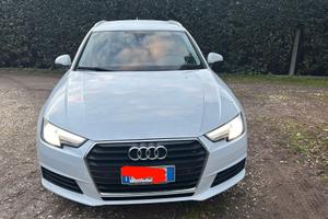 Audi A 4  avant Station wagon