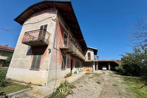 Villa di 290 m² con più di 5 locali e box auto dop