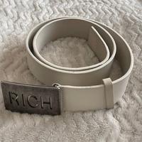 Cintura in pelle di colore bianco John Richmond