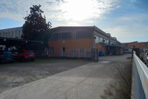 Capannone basilicanova ( parma)