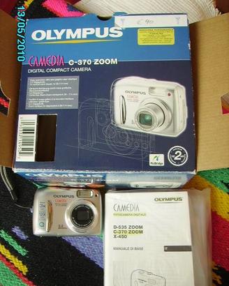 Fotocamera digitale “Olympus