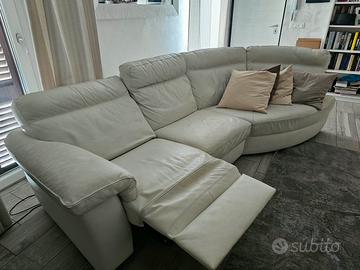 Divano Divani&Divani Natuzzi pelle Bianca 