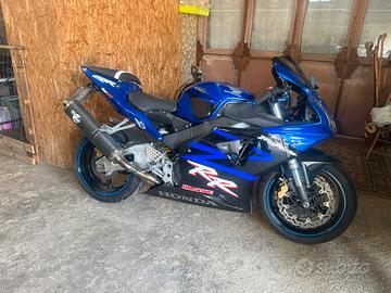 CBR 954 RR Fireblade