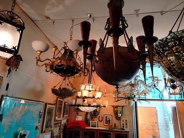lampadari nuovi  fabbrica vende per cessata 