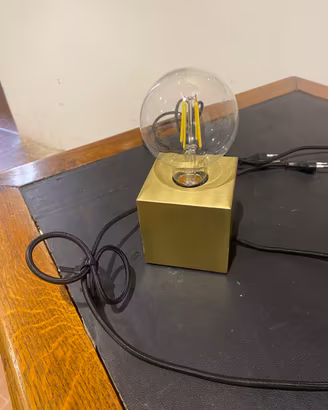 Lampada a sfera in vetro