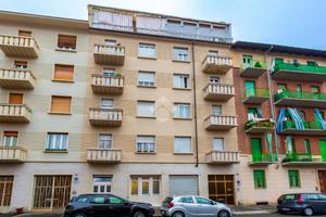2 LOCALI A TORINO