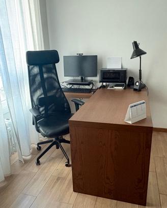 2 SCRIVANIE MALM CON PENISOLA - IKEA